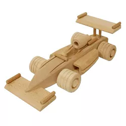 Maketa formule z masivního buku