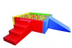 Velký čtvercový bazén