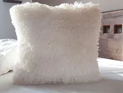 Chlupatý povlak na polštář 40x40cm - Peluto smetanové