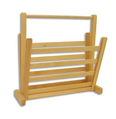 Stojan na noviny z masivní borovice 40x25x38cm