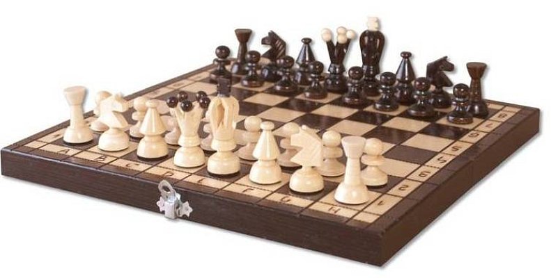Šachy dřevěné z bukového dřeva 30x30cm